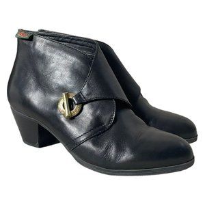 G.H. Bass Primrose Black Leather Retro Pilgrim Wrap Front Buckle Boot Size 6.5
